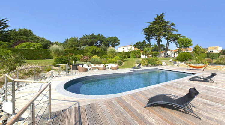 Accessoires piscine Pornic Saint-Nazaire