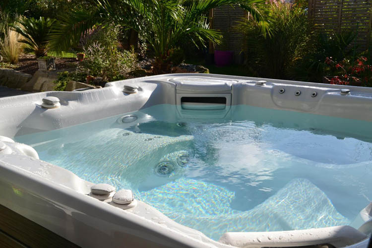 Accessoires piscine Pornic Saint-Nazaire